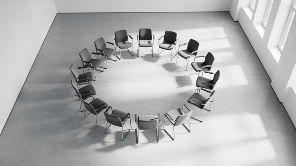 What Leadership Summits Get Right About Communication