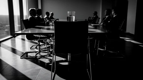 Why Senior Executives Fail Interviews: A Communication Fix